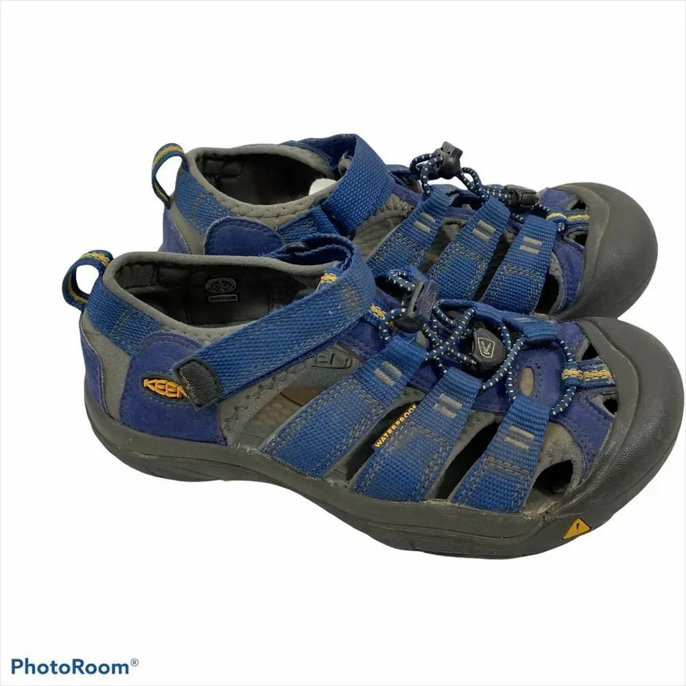Boys Keen Newport H2 Blue Sandals‎ Size 3